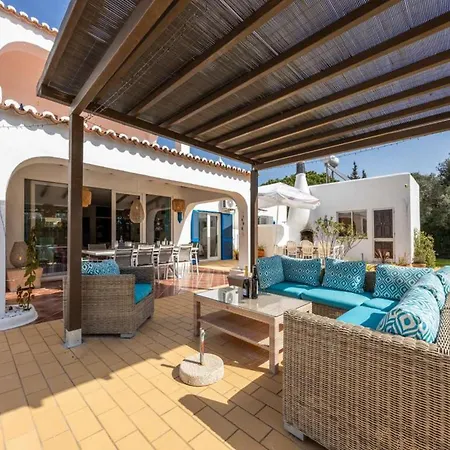Splendid 6 Bedrooms Casa Sacha Marias Short Drive Villa Carvoeiro (Lagoa)